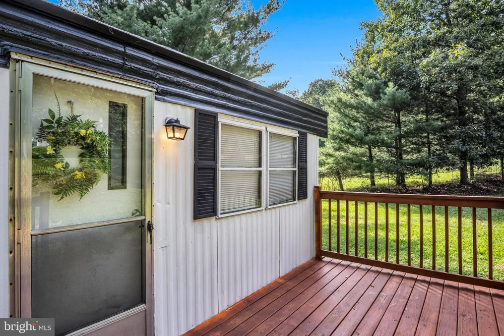 247 WHISKEY SPRINGS ROAD Dillsburg, PA 17019