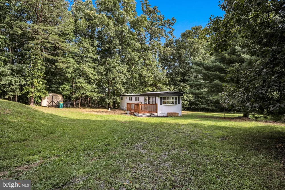247 WHISKEY SPRINGS ROAD Dillsburg, PA 17019