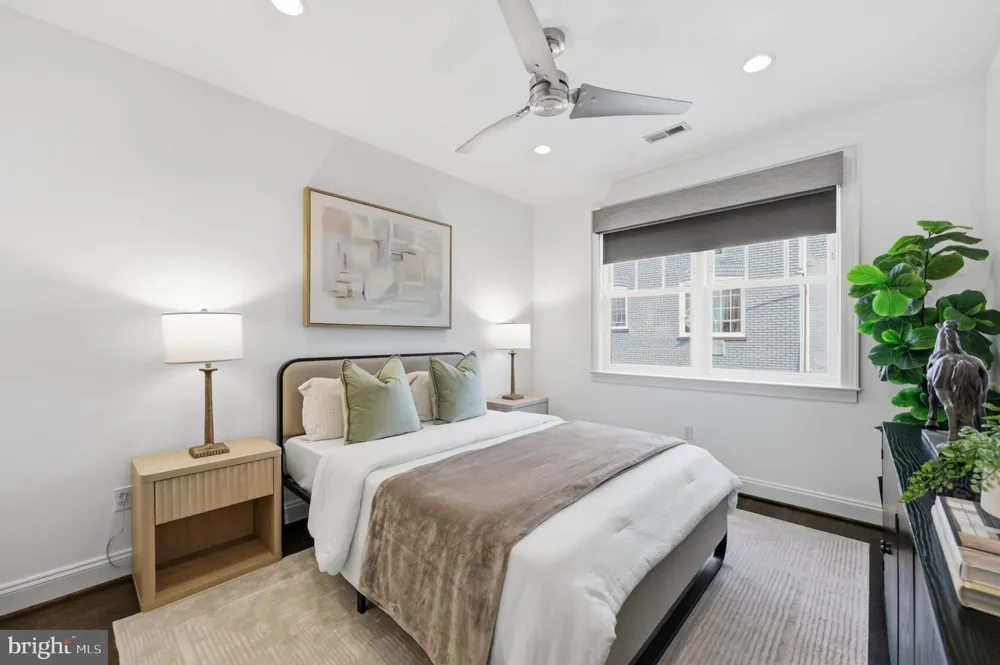 1696 LANIER PLACE NW #3 Washington, DC 20009