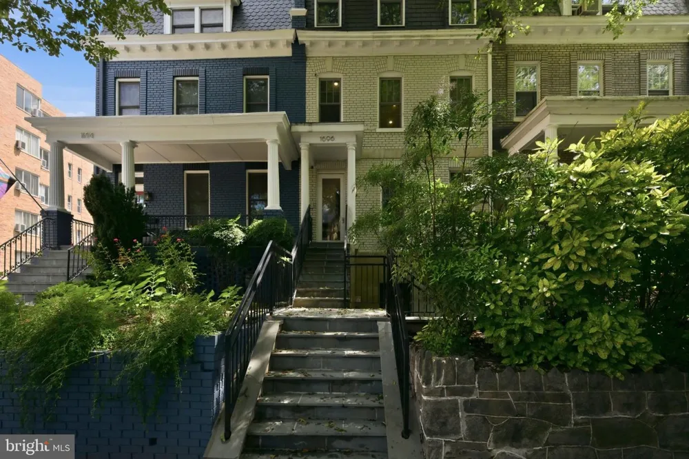 1696 LANIER PLACE NW #3 Washington, DC 20009