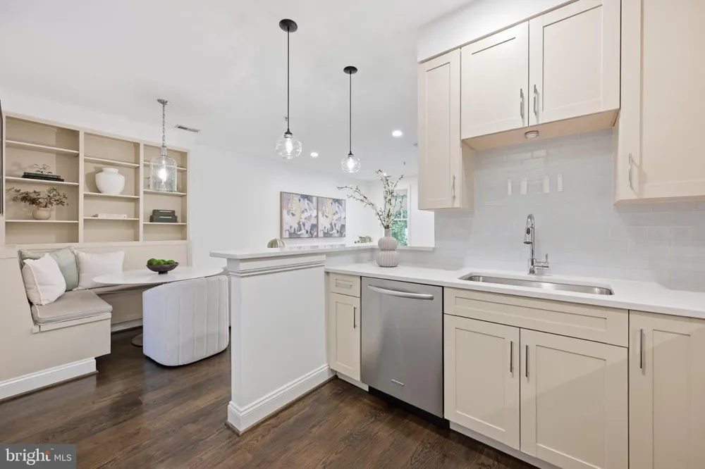 1696 LANIER PLACE NW #3 Washington, DC 20009