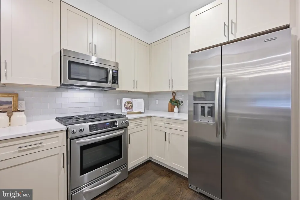 1696 LANIER PLACE NW #3 Washington, DC 20009