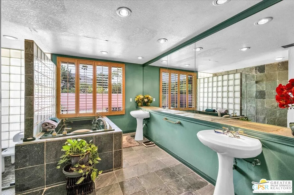 2861 Sundance Circle Palm Springs, CA 92262