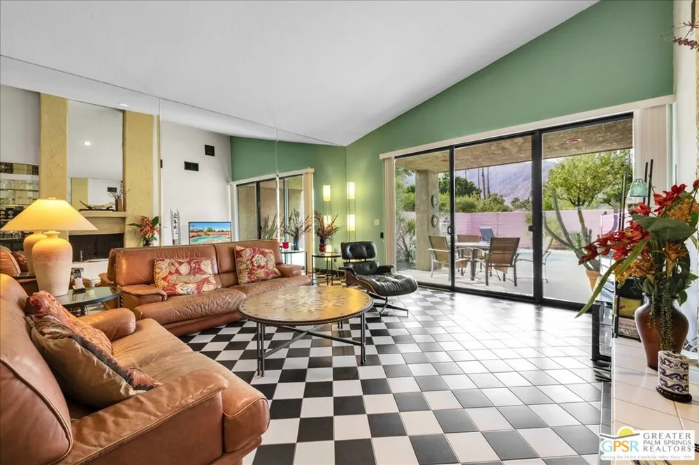 2861 Sundance Circle Palm Springs, CA 92262