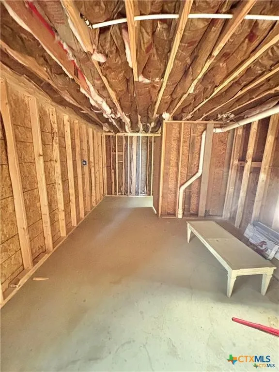 512 W Adams Street Port O'Connor, TX 77982