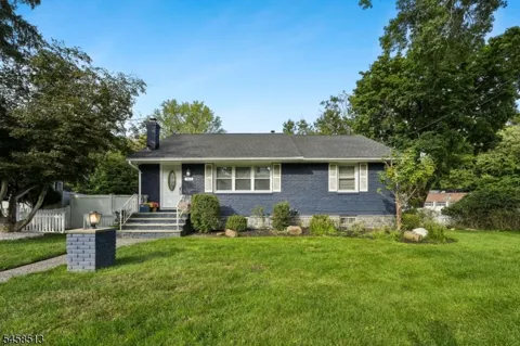383 Closter Dock Rd