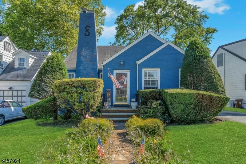 65 Fairmount Ave Clifton City, NJ 07011