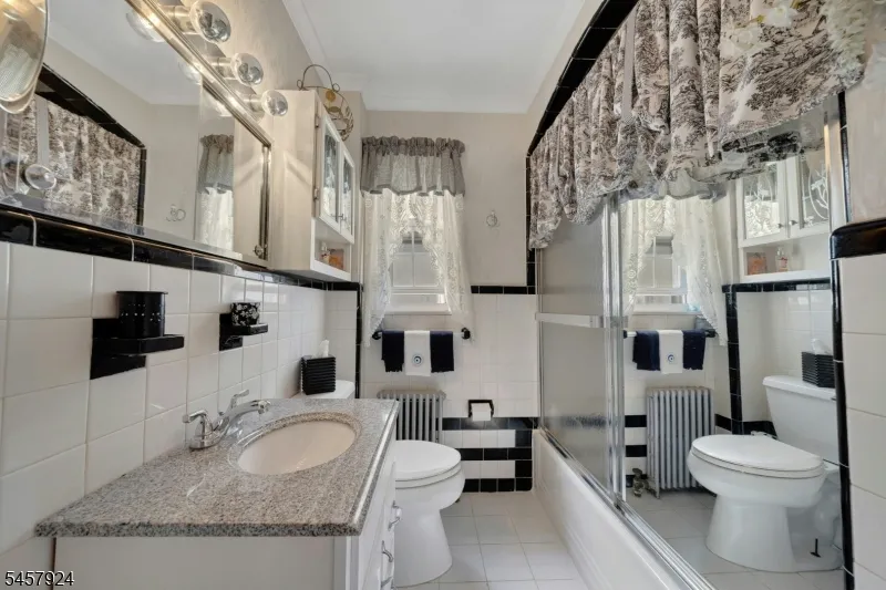 65 Fairmount Ave Clifton City, NJ 07011