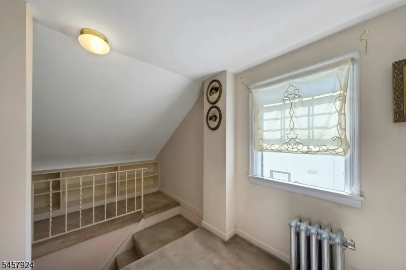 65 Fairmount Ave Clifton City, NJ 07011