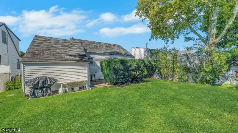 65 Fairmount Ave Clifton City, NJ 07011
