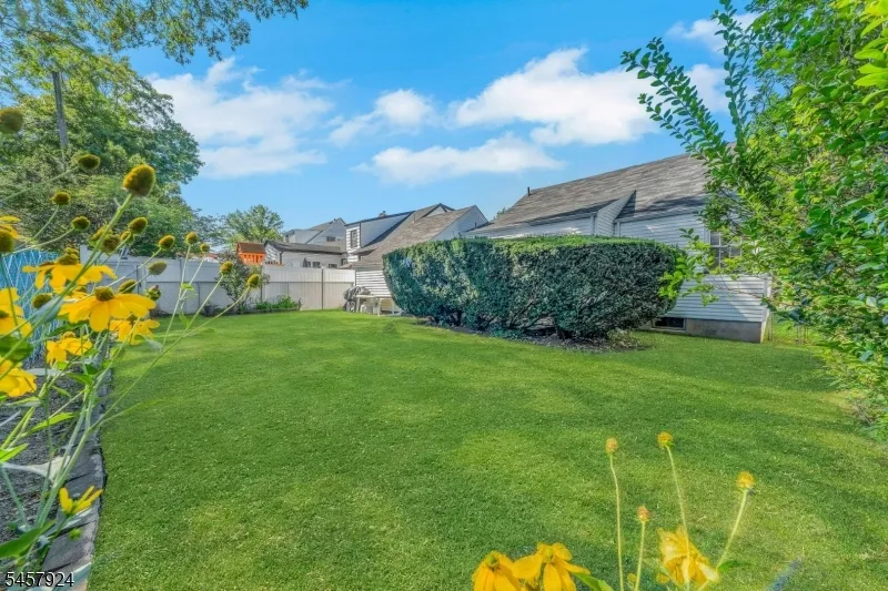 65 Fairmount Ave Clifton City, NJ 07011