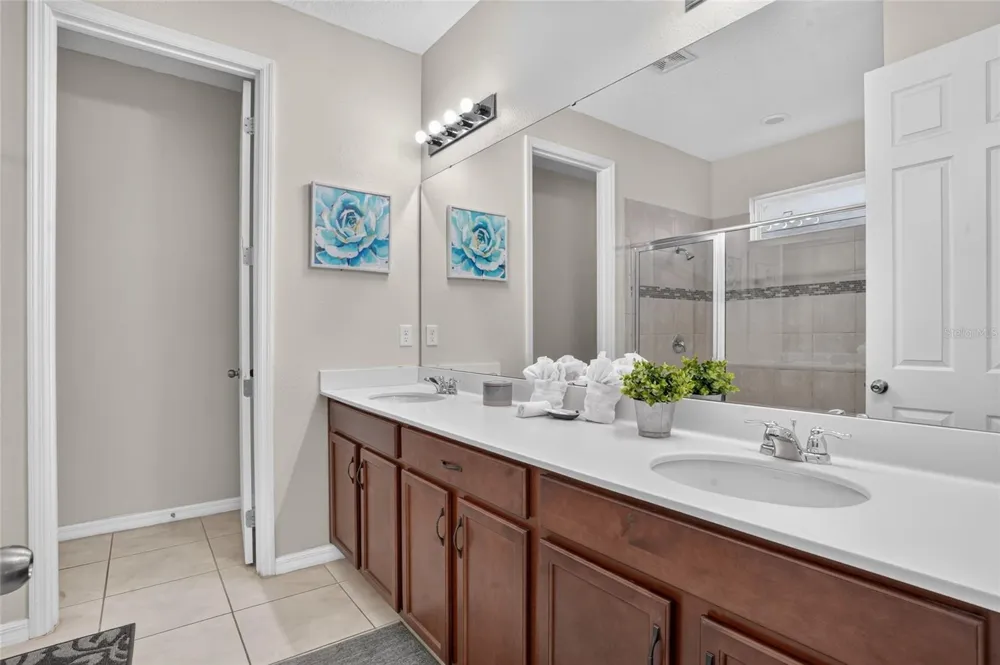 9007 PELICAN COVE TRACE Kissimmee, FL 34747