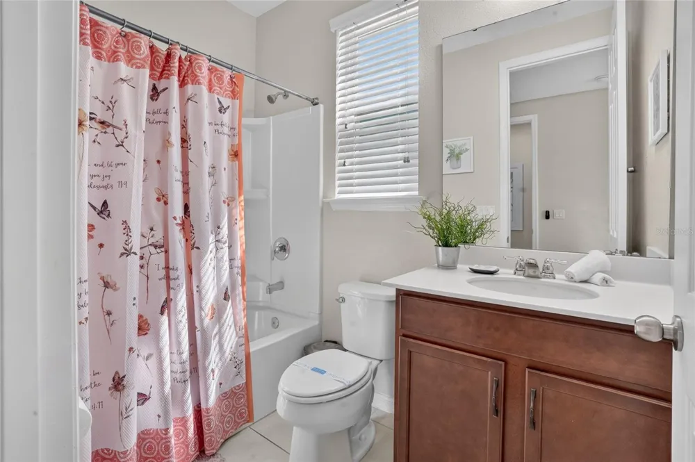 9007 PELICAN COVE TRACE Kissimmee, FL 34747