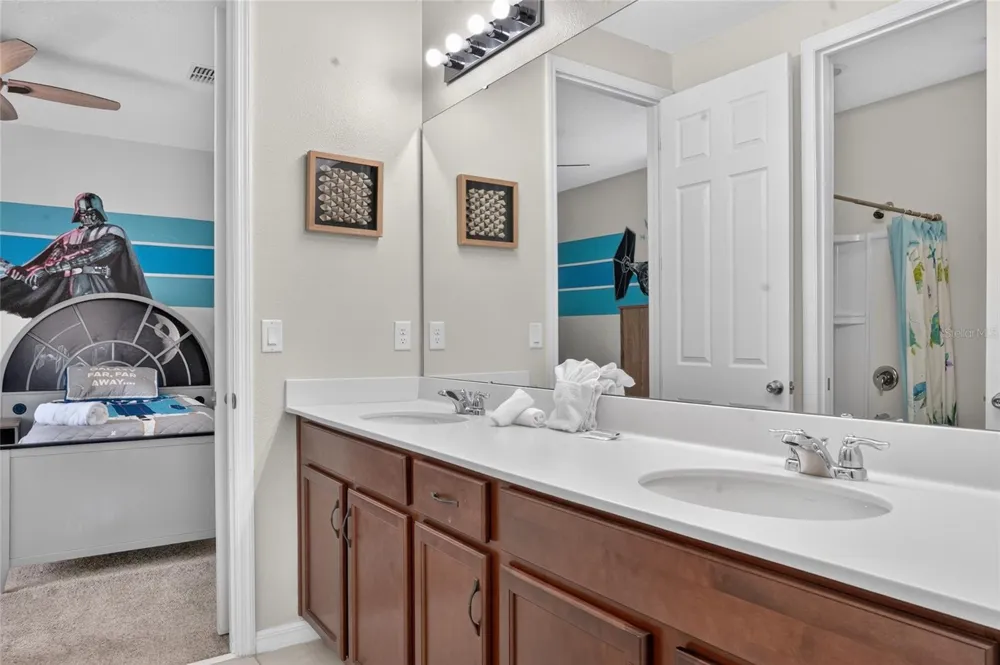 9007 PELICAN COVE TRACE Kissimmee, FL 34747