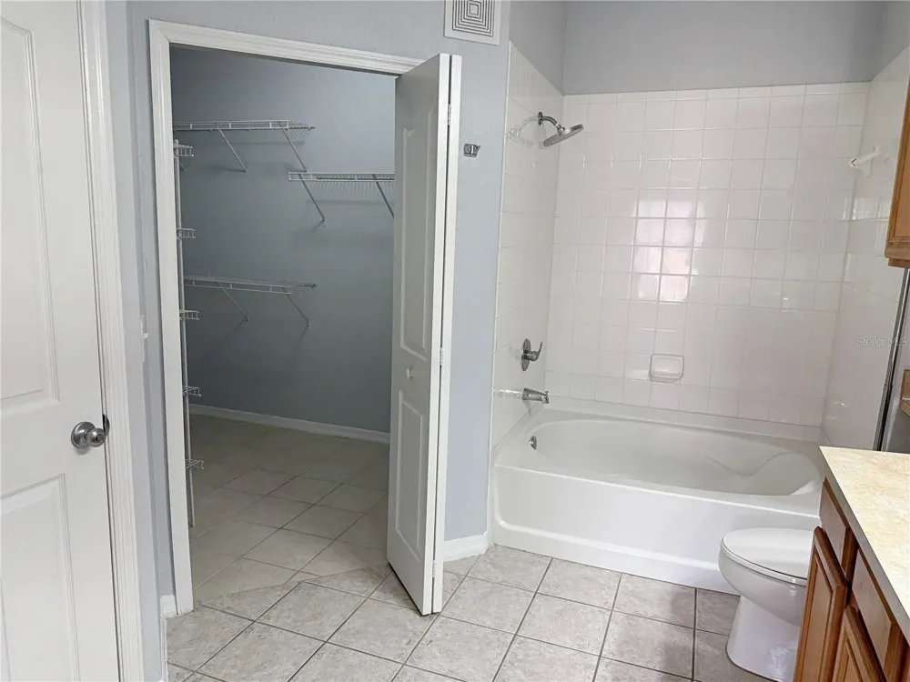 6131 METROWEST BOULEVARD #116 Orlando, FL 32835