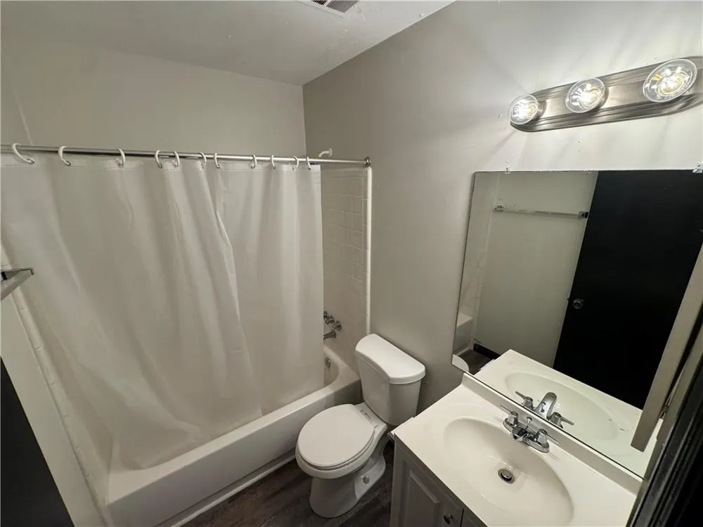 1413 STONE MILL Trace Stone Mountain, GA 30083