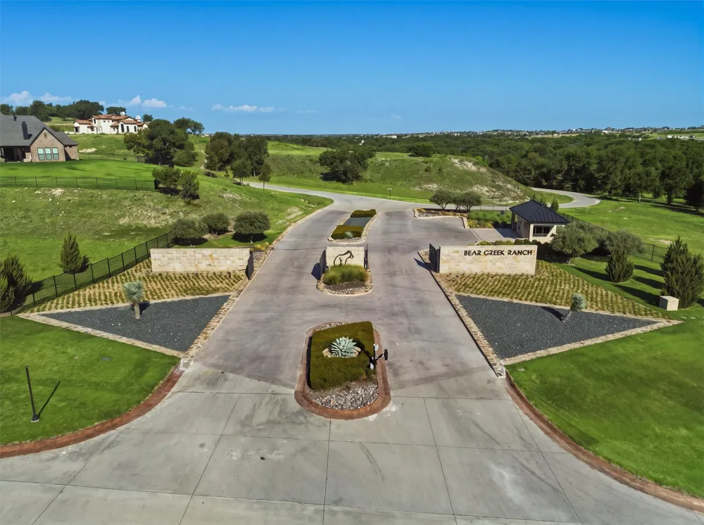 3049 Winding Creek Trail Aledo, TX 76008
