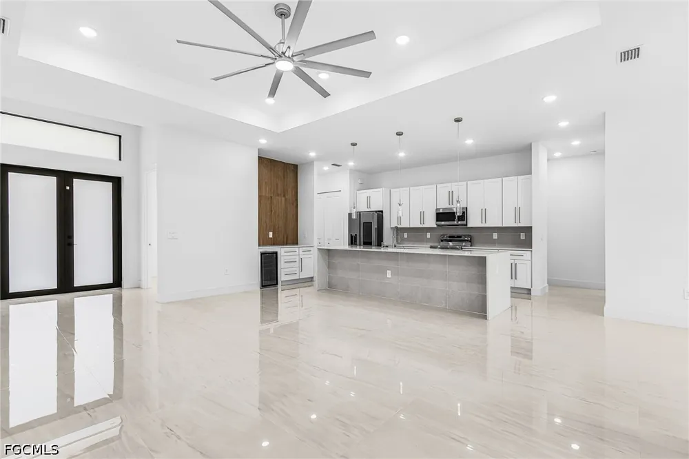 NW 38th Avenue Cape Coral, FL 33993