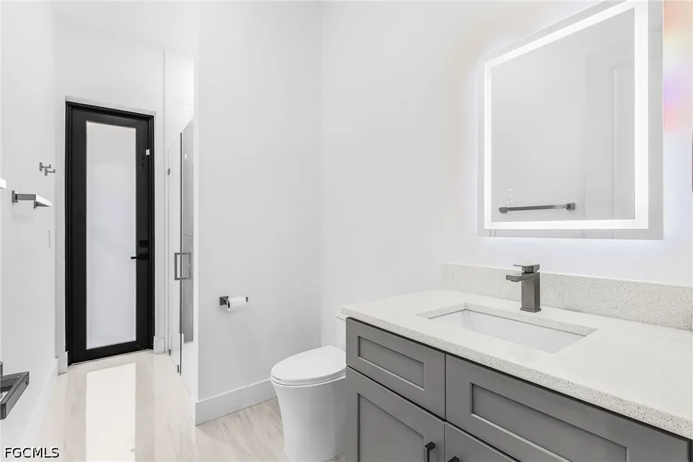 NW 38th Avenue Cape Coral, FL 33993