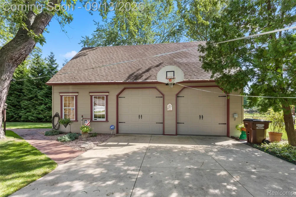 12766 Harris Street Carleton Village, MI 48117