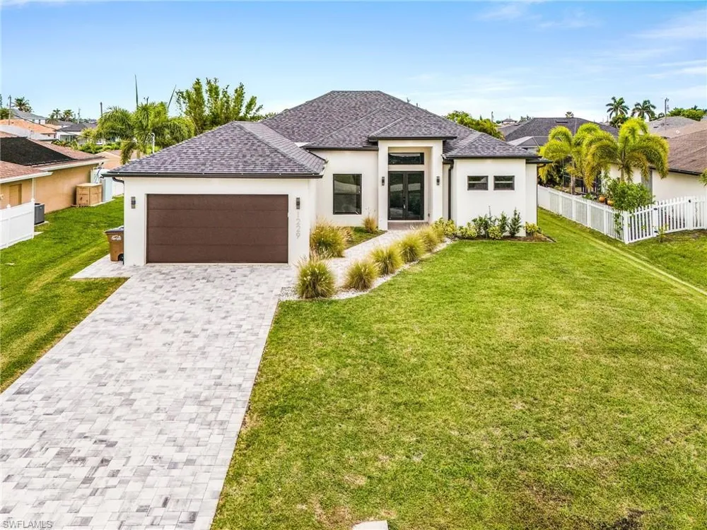 1640 NW 38th Avenue Cape Coral, FL 33993