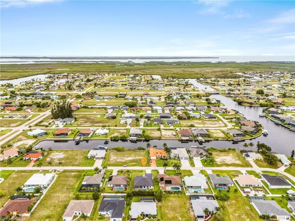 1640 NW 38th Avenue Cape Coral, FL 33993