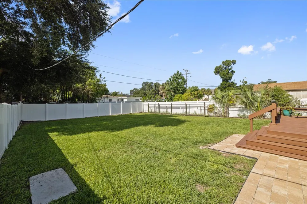 4122 W GRAY STREET Tampa, FL 33609