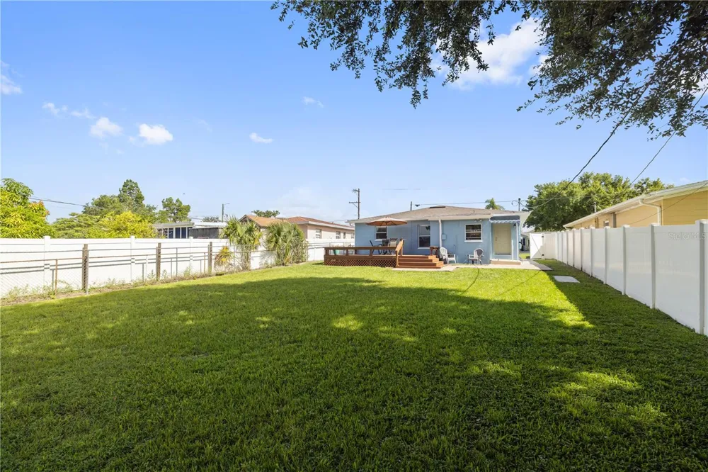4122 W GRAY STREET Tampa, FL 33609