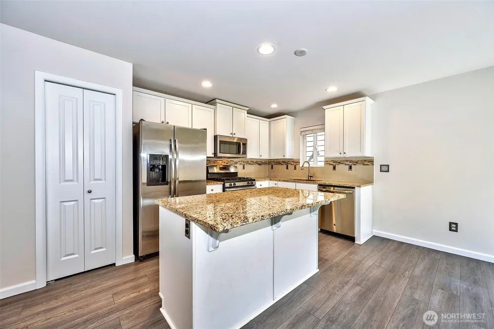 20231 4th Place W Lynnwood, WA 98036