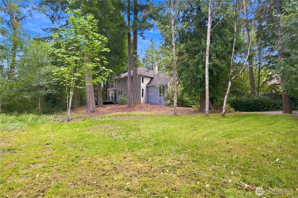 4856 167th Avenue SE Bellevue, WA 98006