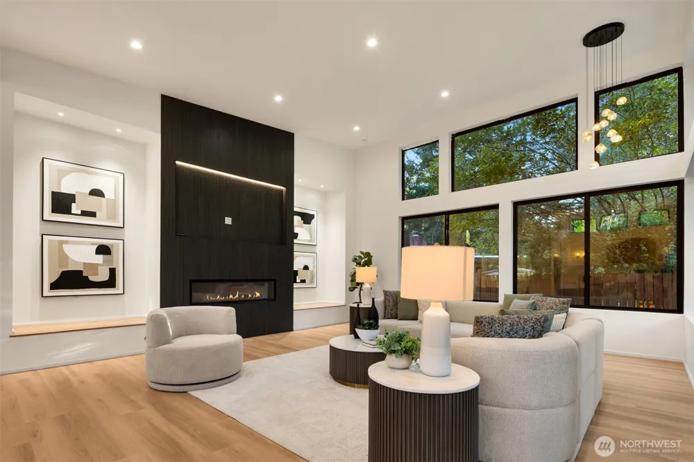 2405 162nd Avenue NE Bellevue, WA 98008