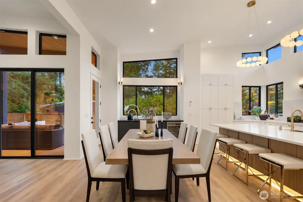 2405 162nd Avenue NE Bellevue, WA 98008