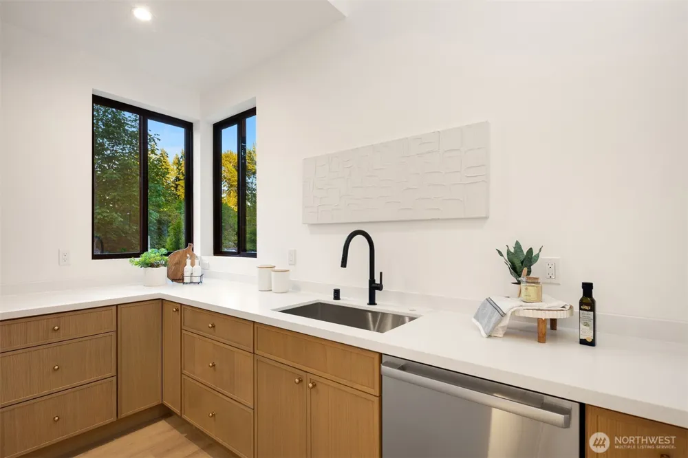 2405 162nd Avenue NE Bellevue, WA 98008