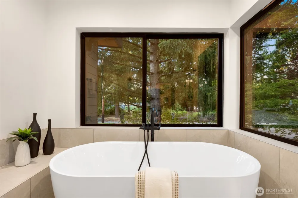 2405 162nd Avenue NE Bellevue, WA 98008