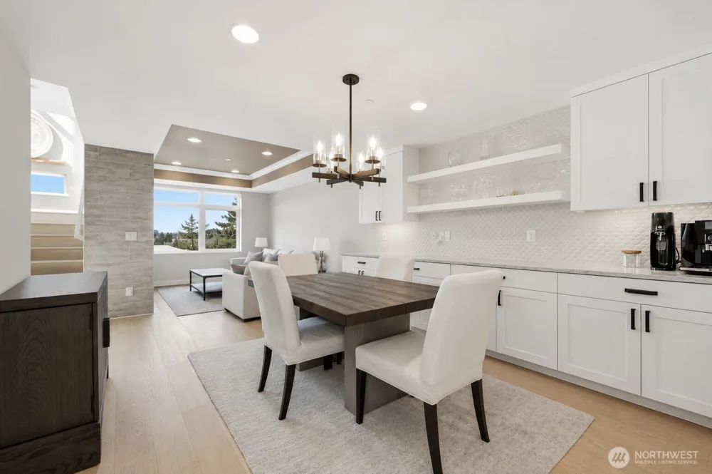 4033 129th Place SE Bellevue, WA 98006
