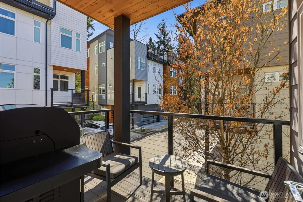 4033 129th Place SE Bellevue, WA 98006