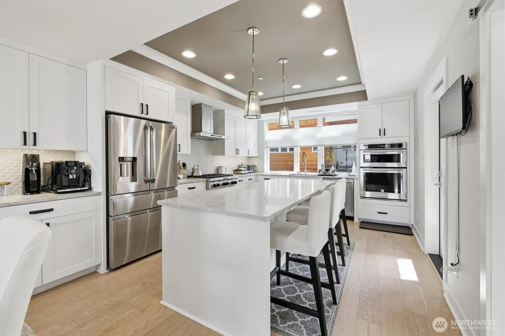 4033 129th Place SE Bellevue, WA 98006