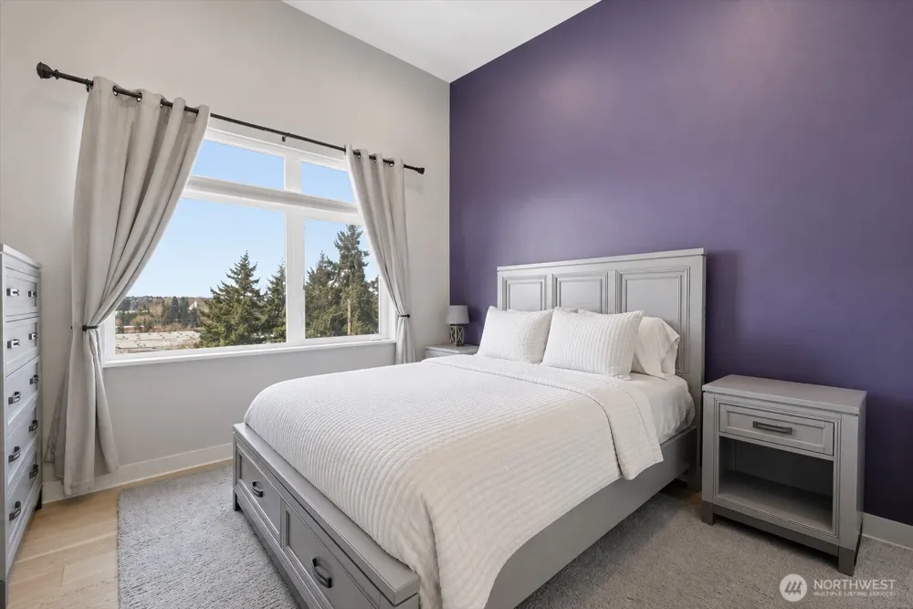 4033 129th Place SE Bellevue, WA 98006