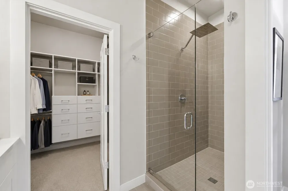 4033 129th Place SE Bellevue, WA 98006