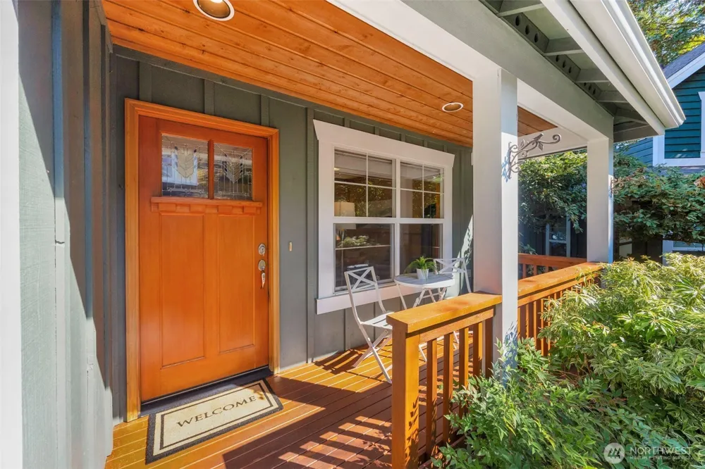 15741 Dayton Avenue ##11 Shoreline, WA 98133