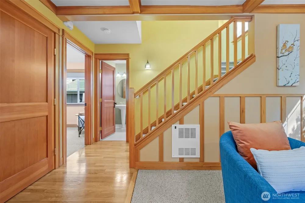 15741 Dayton Avenue ##11 Shoreline, WA 98133