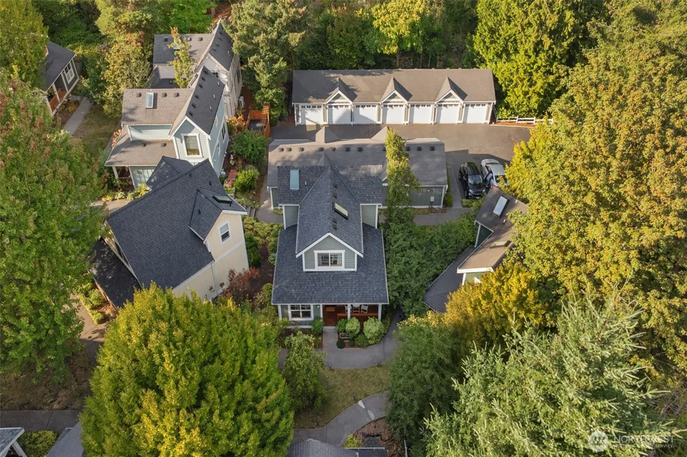 15741 Dayton Avenue ##11 Shoreline, WA 98133