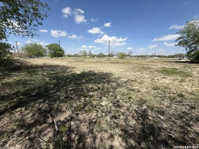 13580 interstate 35 Von Ormy, TX 78073