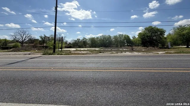 13580 interstate 35 Von Ormy, TX 78073