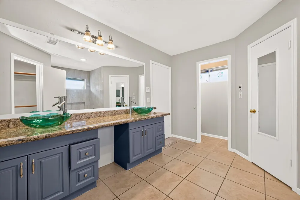 17626 Coventry Squire Drive Hockley, TX 77084