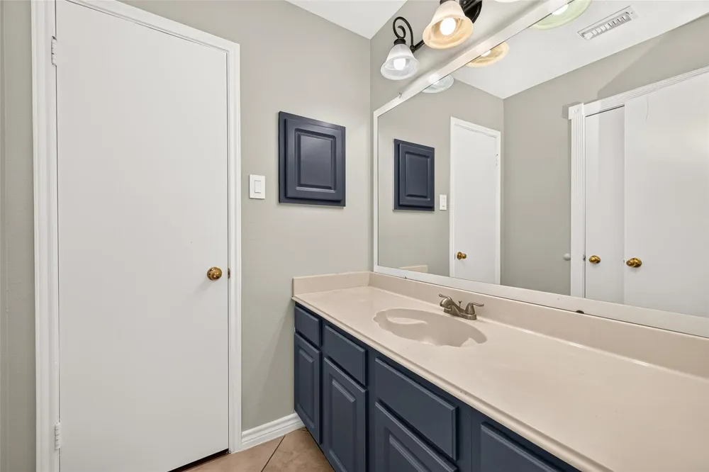 17626 Coventry Squire Drive Hockley, TX 77084