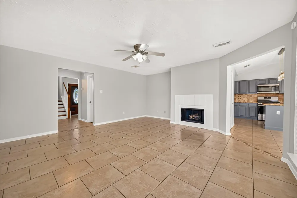 17626 Coventry Squire Drive Hockley, TX 77084