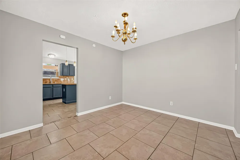 17626 Coventry Squire Drive Hockley, TX 77084