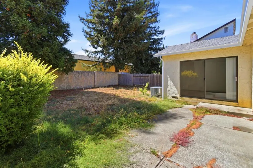 1122 Hartford Place Fairfield, CA 94534
