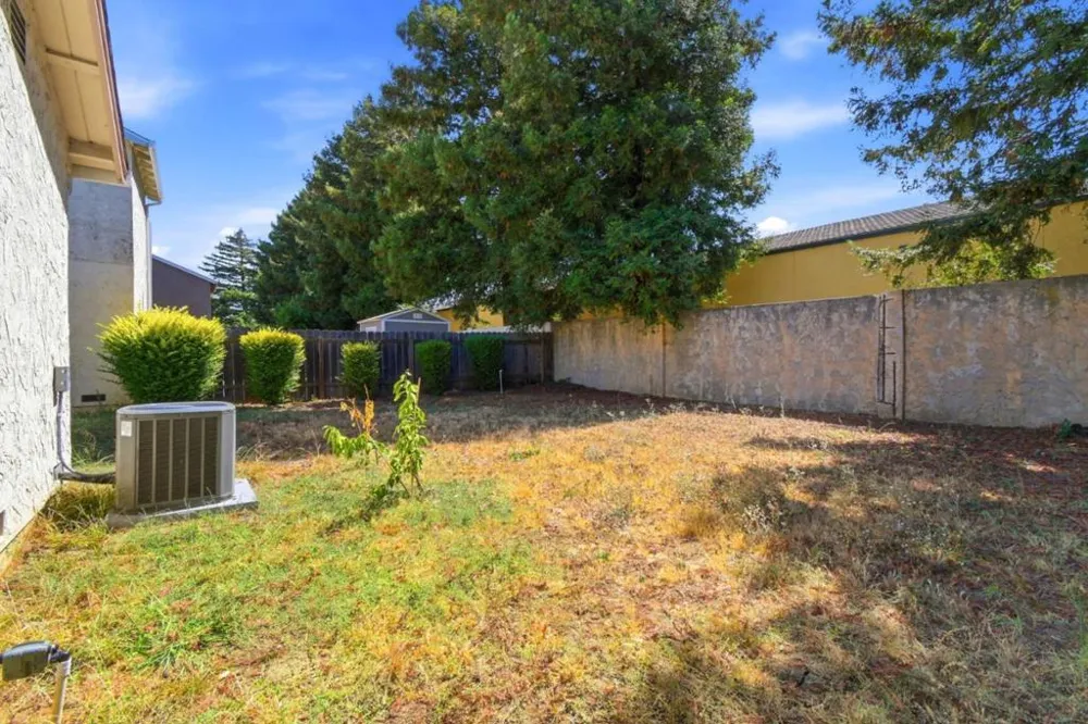1122 Hartford Place Fairfield, CA 94534